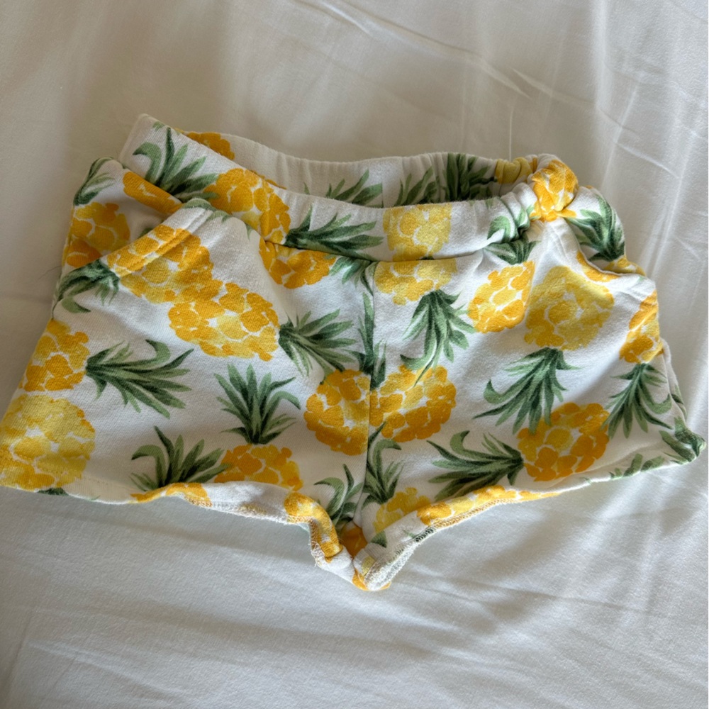 Janie and Jack cotton pineapple shorts, 3T